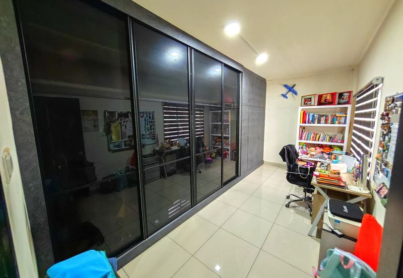 Indah Alam Condominium