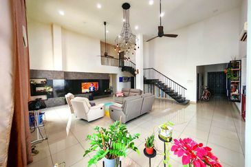 Indah Alam Condominium