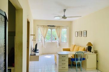 Sanderling @ Lakefront Cyberjaya