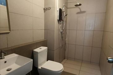 Sanderling @ Lakefront Cyberjaya