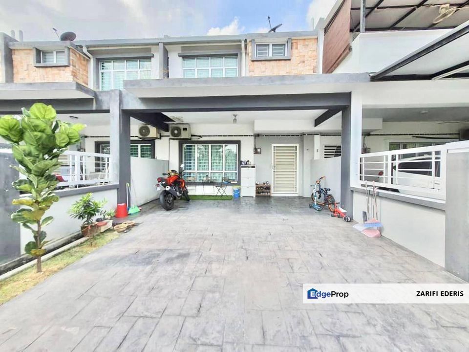 RENOVATED, FACING OPEN - Double Storey Terrace, Tmn Pelangi @ Semenyih 2 (Rafflesia) For Sale, Selangor, Semenyih