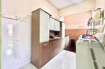 Pangsapuri Putra Impian, Taman Pinggiran Putra