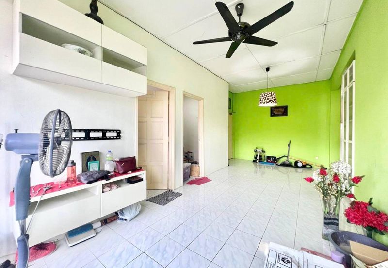 Pangsapuri Putra Impian, Taman Pinggiran Putra