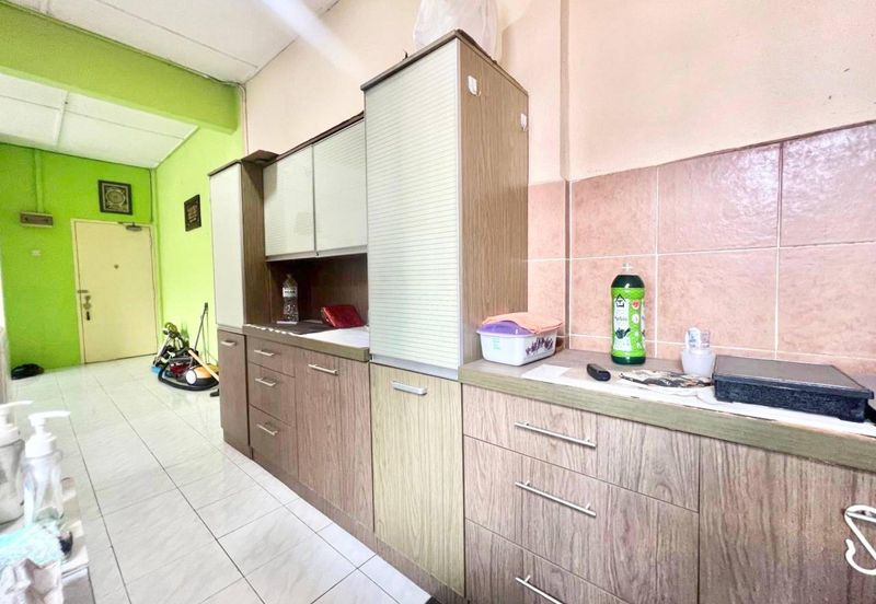 Pangsapuri Putra Impian, Taman Pinggiran Putra