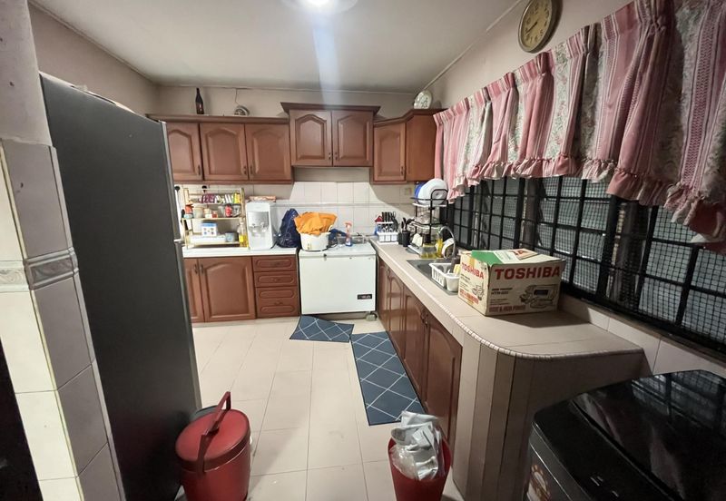 Taman Desa Keramat AU2