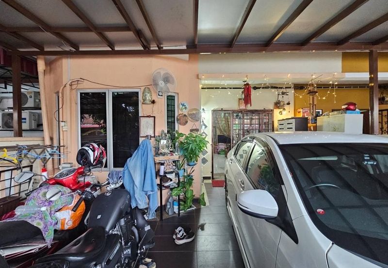 Jln SP 2/16 @ Bandar Saujana Putra