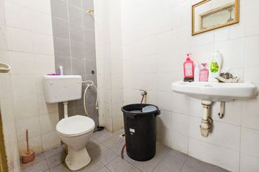 Jalan Lombong Emas Seksyen 29