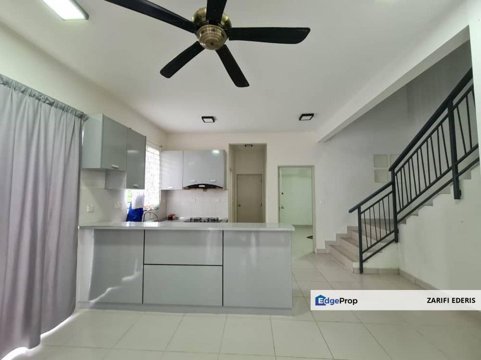 BOOKING RENDAH Boleh Guna EPF PARTLY FURNISHED 2 Storey Semi D Cluster Alam Suria Puncak Alam Untuk Dijual, Selangor, Bandar Puncak Alam