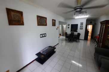 Kondominium Tiara Intan, Taman Bukit Indah