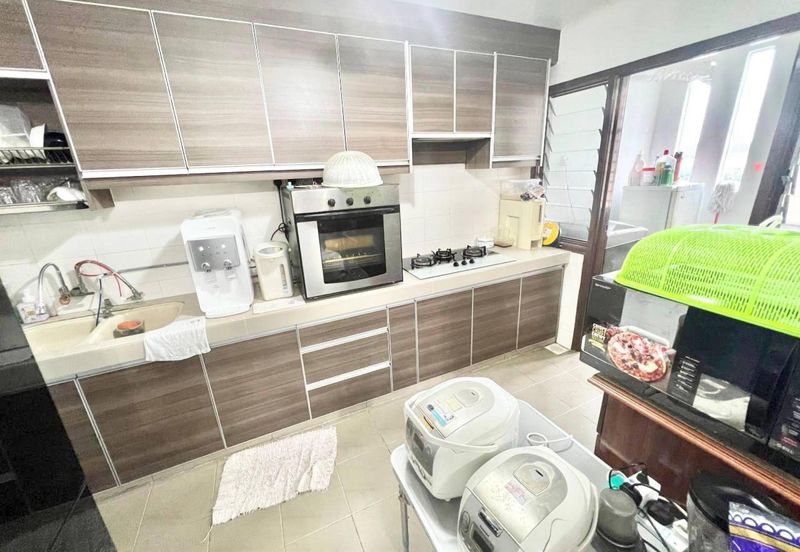 Villa Park Condominium