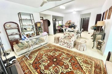 Villa Park Condominium