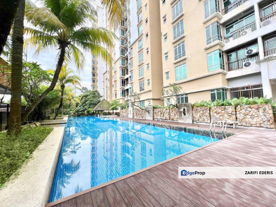 SIZE BESAR, MURAH, CORNER UNIT - Villa Park Condominium @ Tmn Bukit Serdang, Seri Kembangan Untuk Di Jual, Selangor, Seri Kembangan
