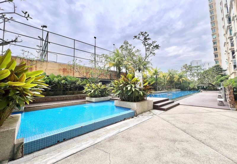 Villa Park Condominium