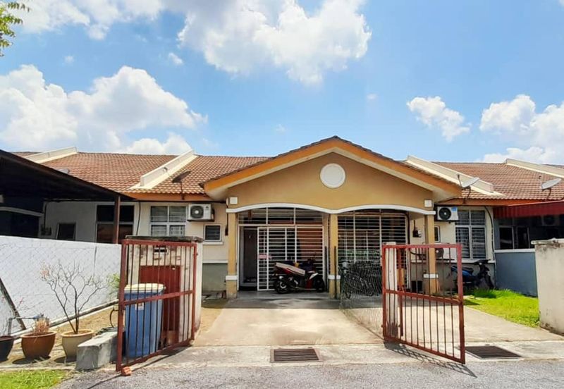 Jln SP 2/16 @ Bandar Saujana Putra