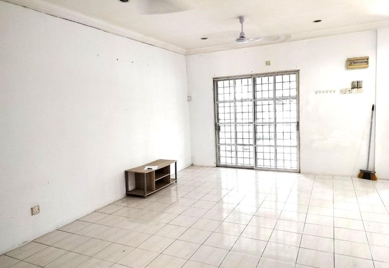 Jalan SP 4 @ Bandar Saujana Putra