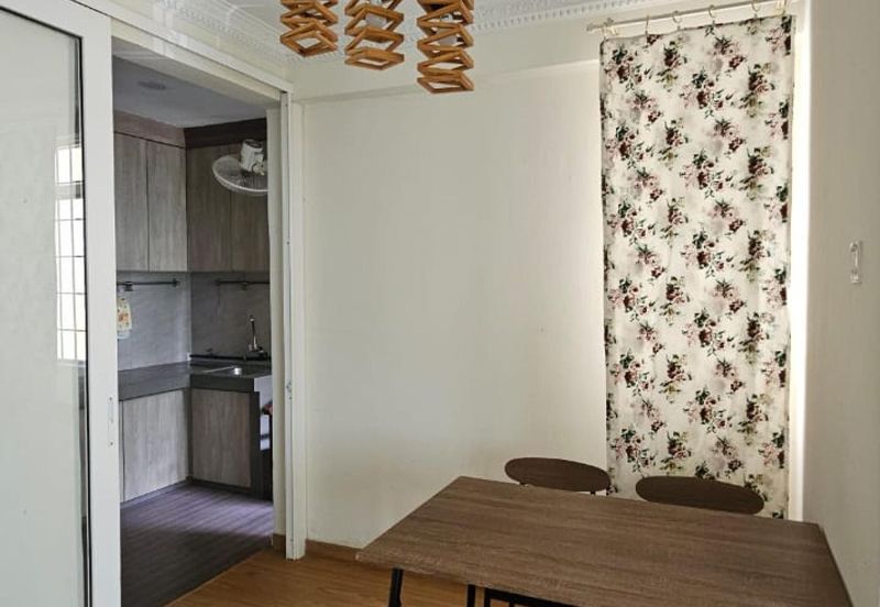 Sri Ixora Apartment, Seksyen 27