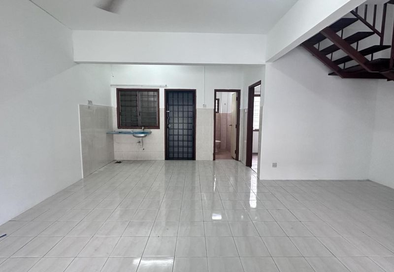 Jln SP 2/16 @ Bandar Saujana Putra