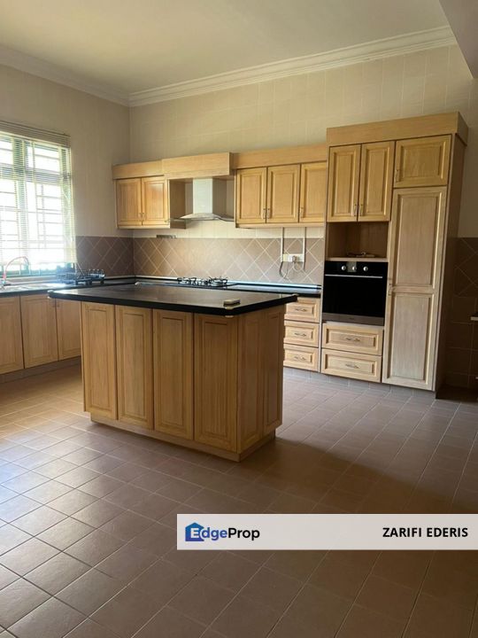 2 Storey Semi D Taman Warisan Indah Kota Warisan Sepang Renovated [6 Bed] For Rent, Selangor, Sepang
