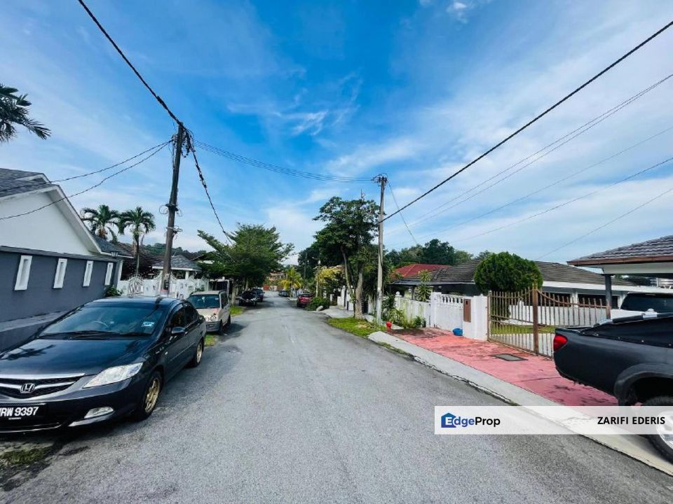 SINGLE STOREY BUNGALOW HOUSE FOR SALE DESA SUBANG PERMAI SHAH ALAM, Selangor, Subang