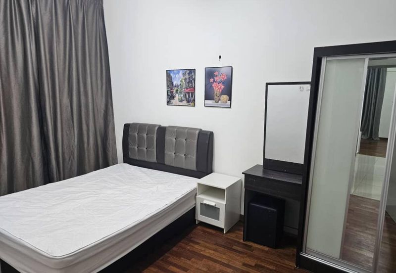 I Residence @ I City