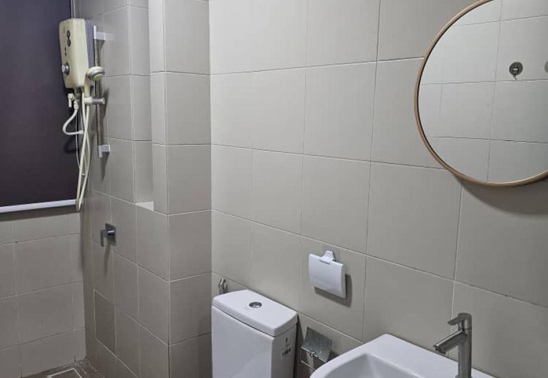 I Residence @ I City