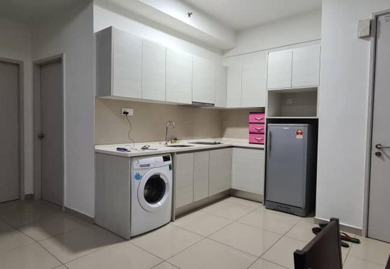 I Residence @ I City