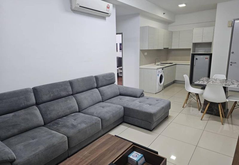 I Residence @ I City