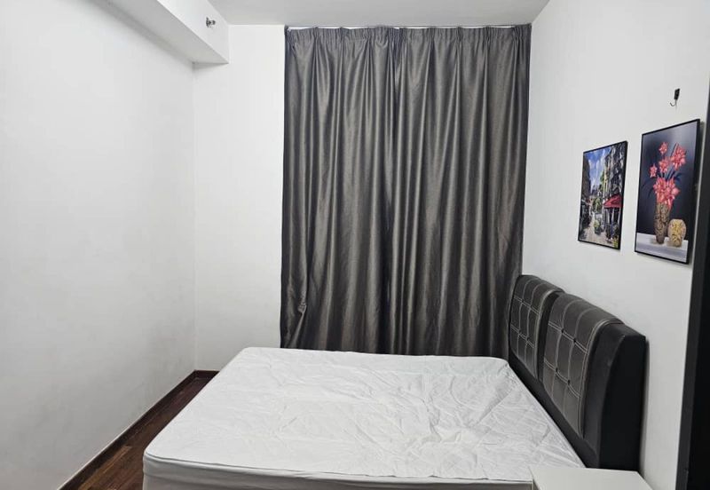 I Residence @ I City