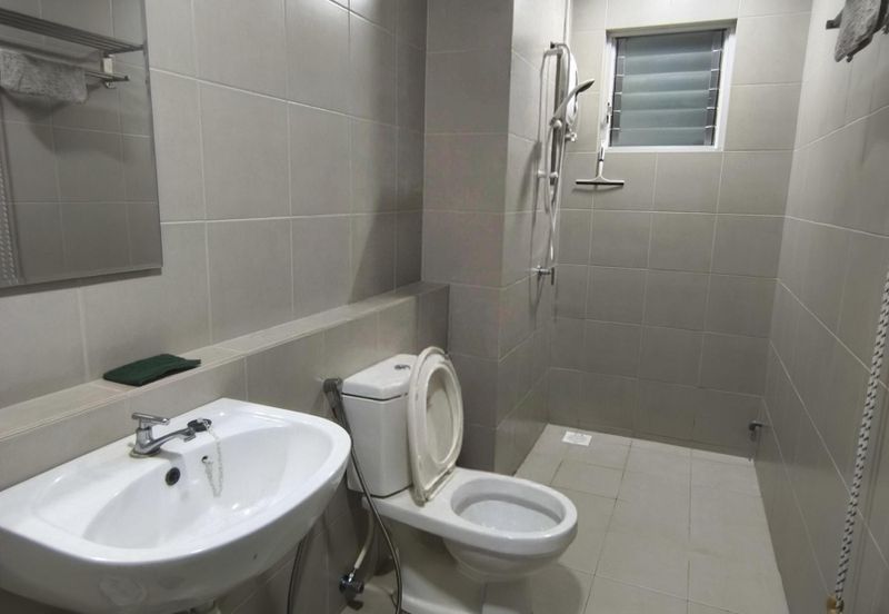 PR1MA Lakefront Homes