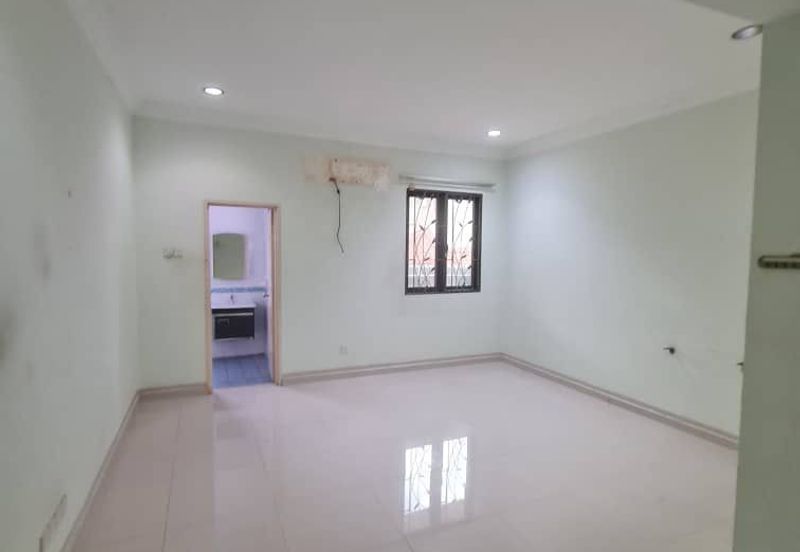 Jalan Anggerik Eria 31/108