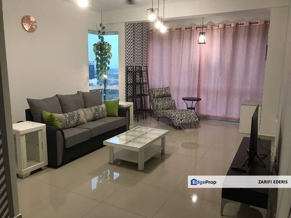 Fully Furnished with all Airconds 4 Rooms VISION RESIDENCE (V'Residence) @ Puchong-Cyberjaya For Rent, Selangor, Cyberjaya
