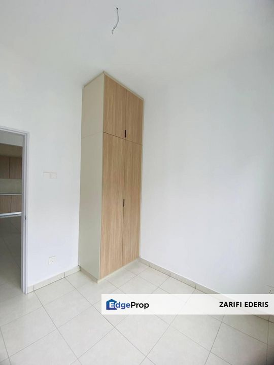 CORNER UNIT UNTUK DISEWA PARTIAL FURNISH Residensi Adelia 3 Bangi Avenue Kajang, Selangor, Hulu Langat