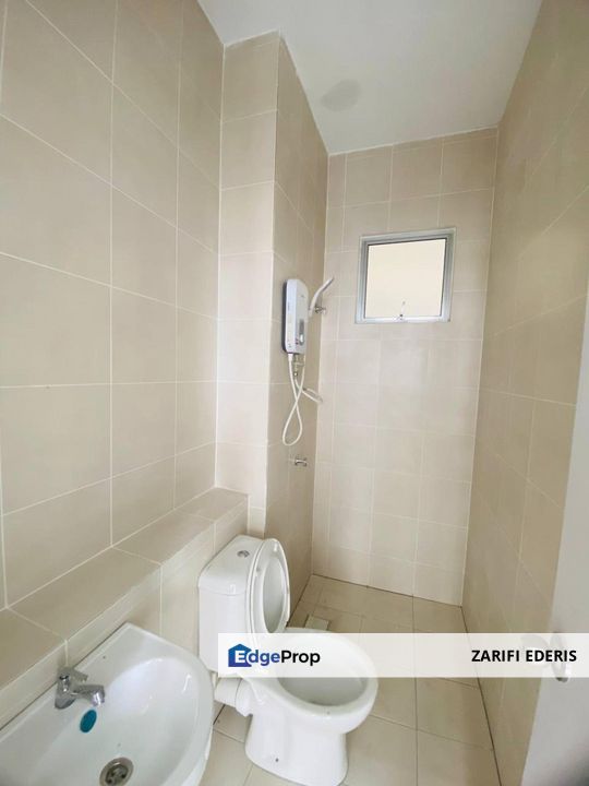 CORNER UNIT UNTUK DISEWA PARTIAL FURNISH Residensi Adelia 3 Bangi Avenue Kajang, Selangor, Hulu Langat