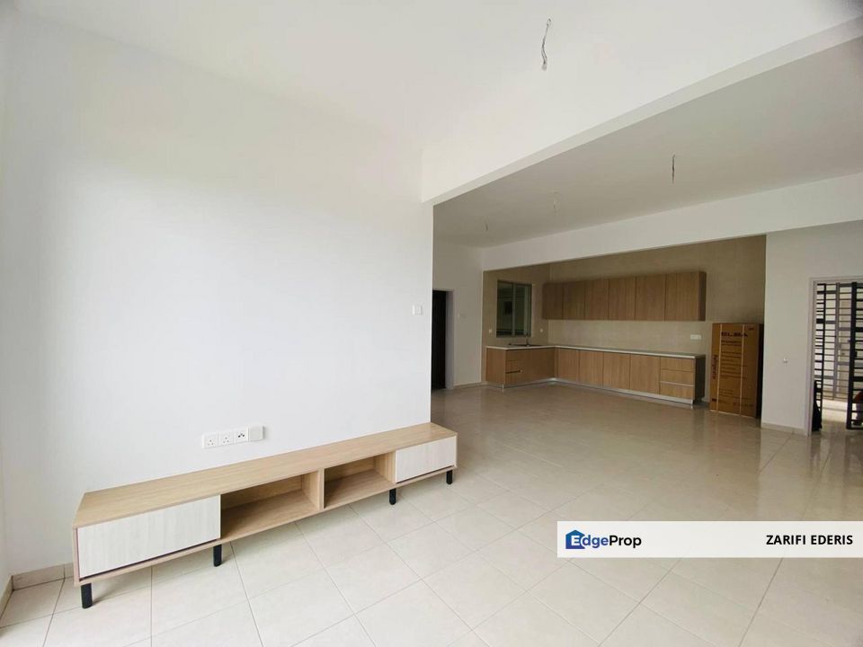CORNER UNIT UNTUK DISEWA PARTIAL FURNISH Residensi Adelia 3 Bangi Avenue Kajang, Selangor, Hulu Langat