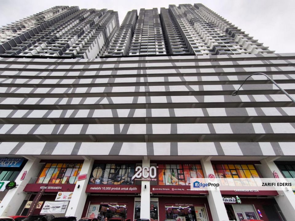 Partial Furnished 3 Rooms 2 Bathrooms Vista Bangi For Rent, Selangor, Kajang