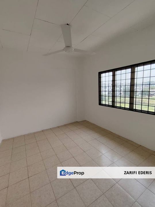 FREEHOLD Newly Furnished Baru Cat Pangsapuri Anggerik Taman Putra Kajang For Sale (Ada Lift), Selangor, Kajang