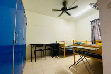 Pusat Komersial Seksyen 7