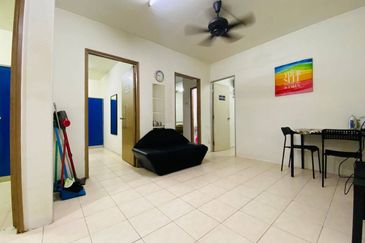 Pusat Komersial Seksyen 7