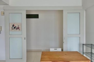 Lake Point Residence