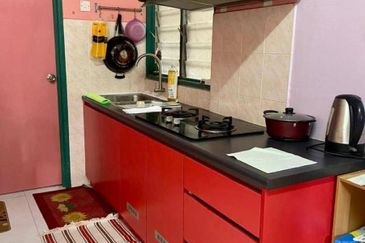 Vista Pinggiran, Taman Pinggiran Putra