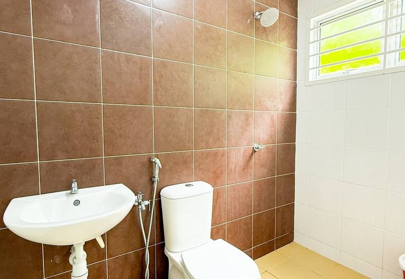 Taman Jenderam Suria