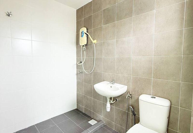 Taman Jenderam Suria