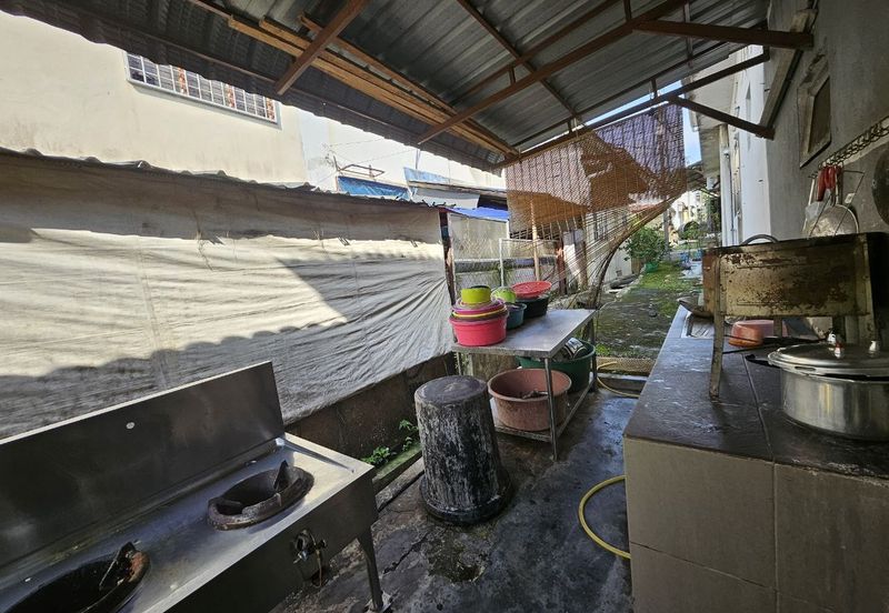 Taman Saujana Puchong