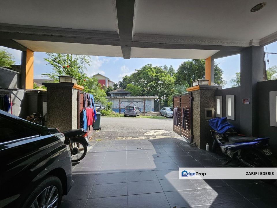 RENOVATED 🔥 WALKING DISTANCE TO SCHOOL 🔥 2 Storey Terrace House Jalan SP 1/4 Taman Saujana Puchong For Sale, Selangor, Puchong South