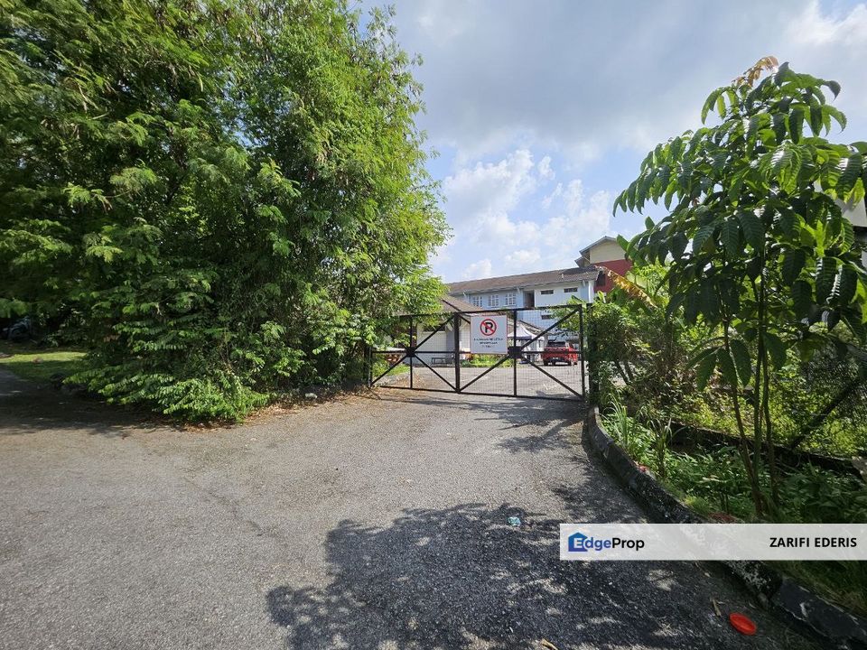 RENOVATED 🔥 WALKING DISTANCE TO SCHOOL 🔥 2 Storey Terrace House Jalan SP 1/4 Taman Saujana Puchong For Sale, Selangor, Puchong South