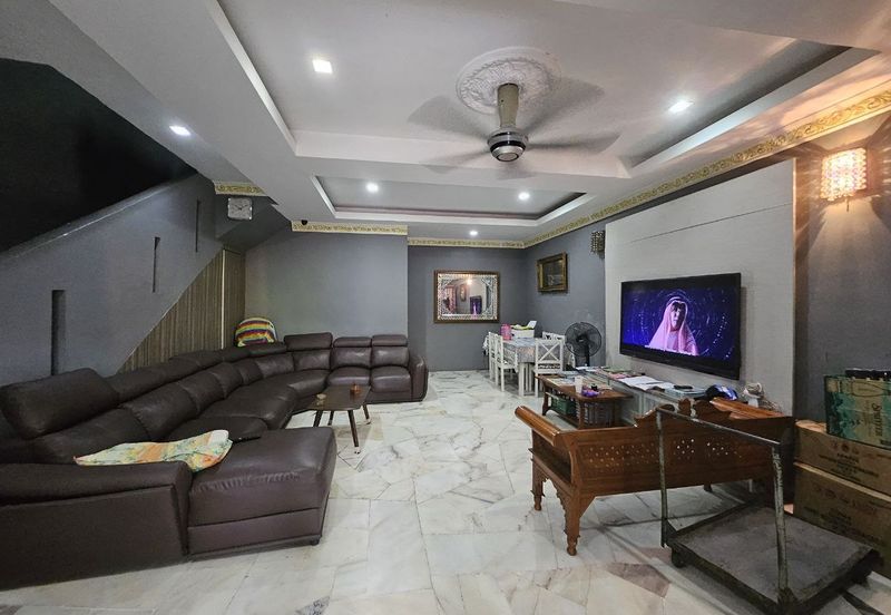 Taman Saujana Puchong