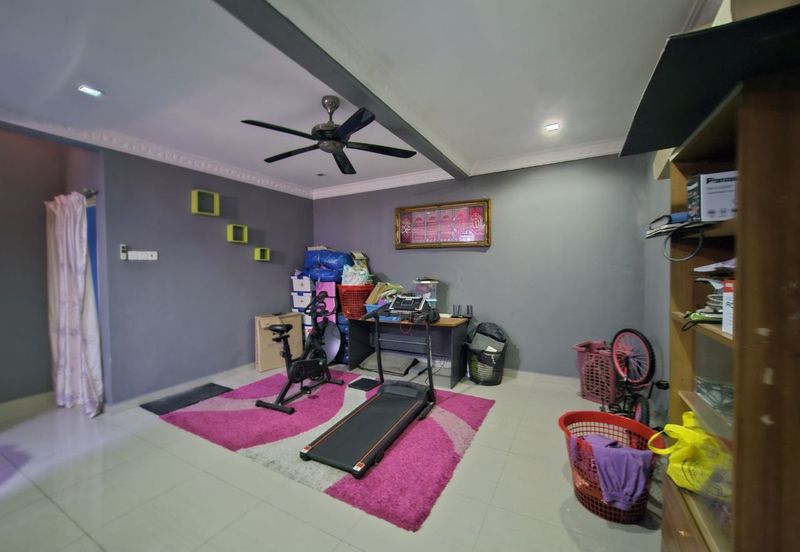 Taman Saujana Puchong