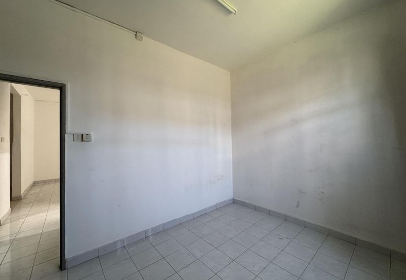 Pangsapuri Orkid, Puchong