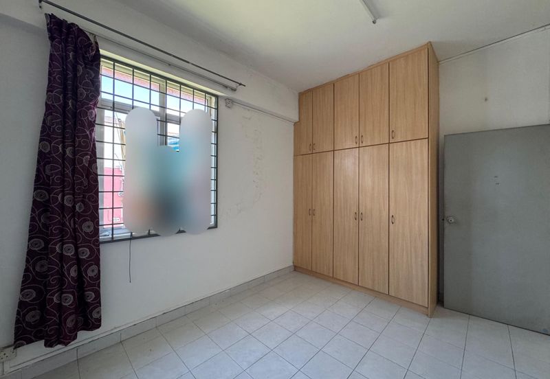 Pangsapuri Orkid, Puchong