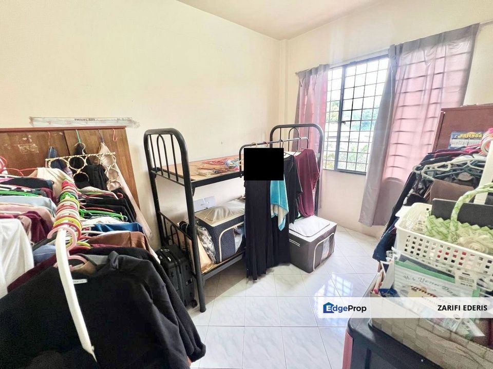  Strata Title Ready Putra Impian Apartment, Seri Kembangan For Sale , Selangor, Puchong South